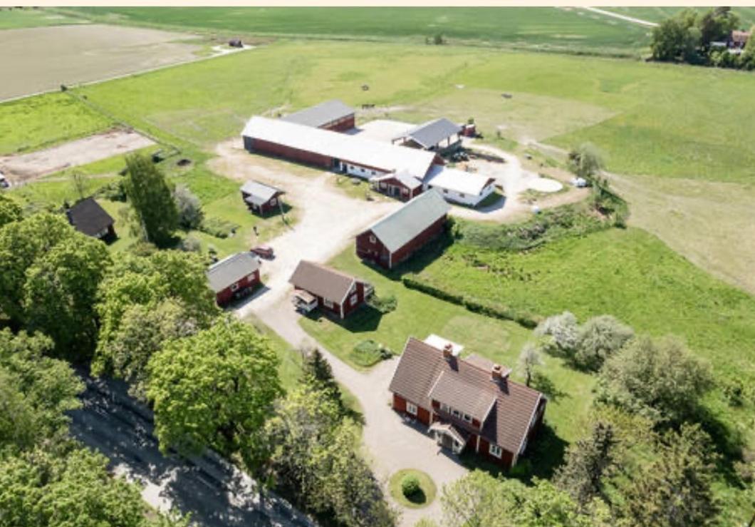 Vallby Farm Camp Örebro Extérieur photo